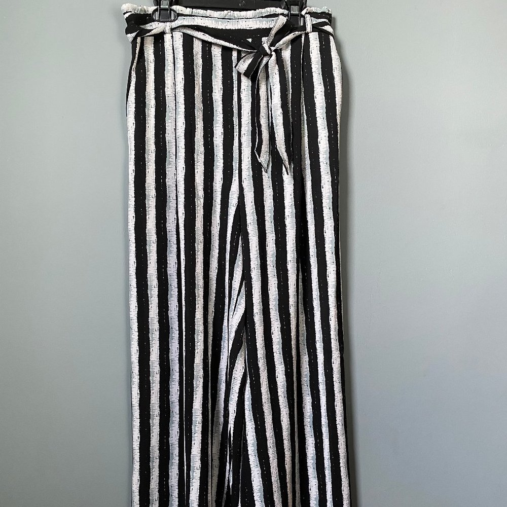 Primark Wide-legged Black and White Stripe Pants